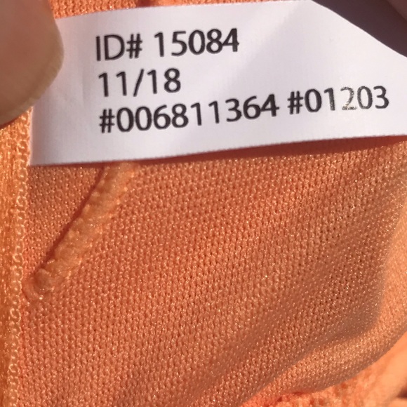 SOLD Ribbed Triangle Bikini Top Adjustable Strap L - Picture 6 of 10